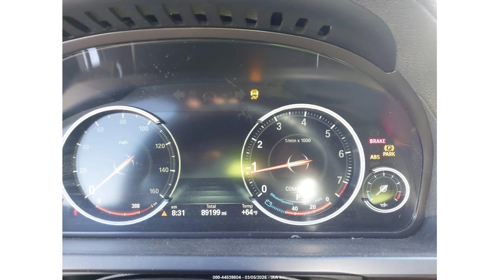 BMW 740 * МПАКЕТ* KEYLESS* КОЖА* ПОДГРЕВ* , снимка 9 - Автомобили и джипове - 53798346