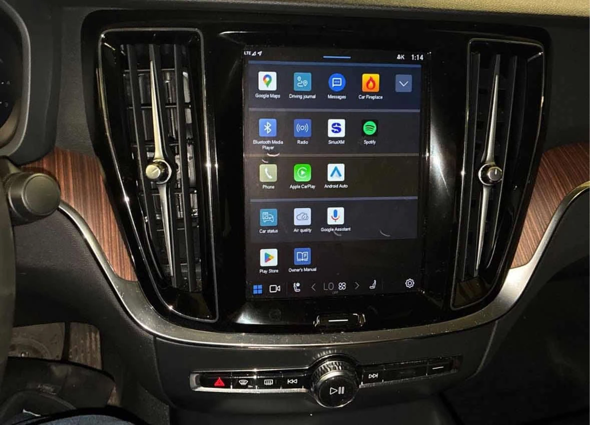 Volvo S60  | Plus Dark Theme | PANO | 360 | ДВА КЛЮЧА | , снимка 12 - Автомобили и джипове - 53985498