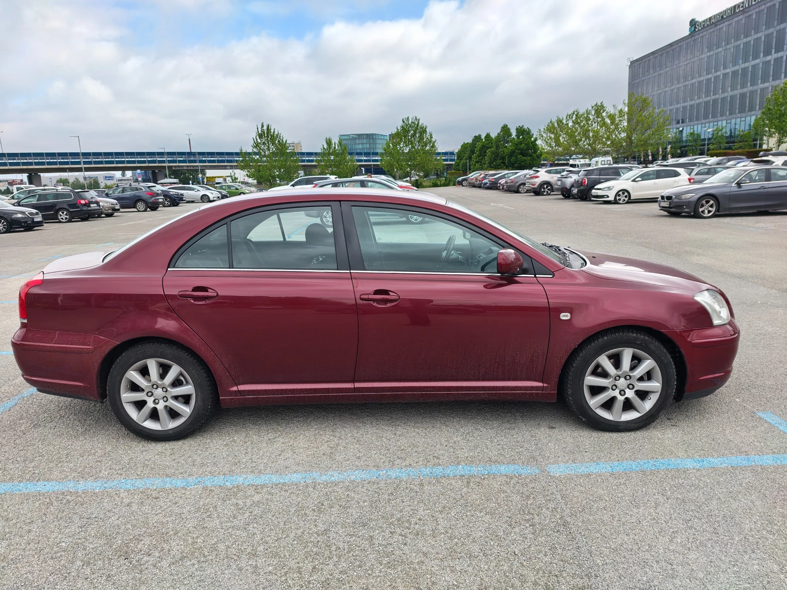 Toyota Avensis, снимка 10 - Автомобили и джипове - 54832579