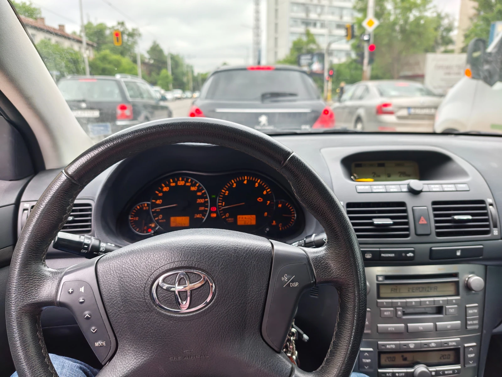 Toyota Avensis, снимка 13 - Автомобили и джипове - 54832579
