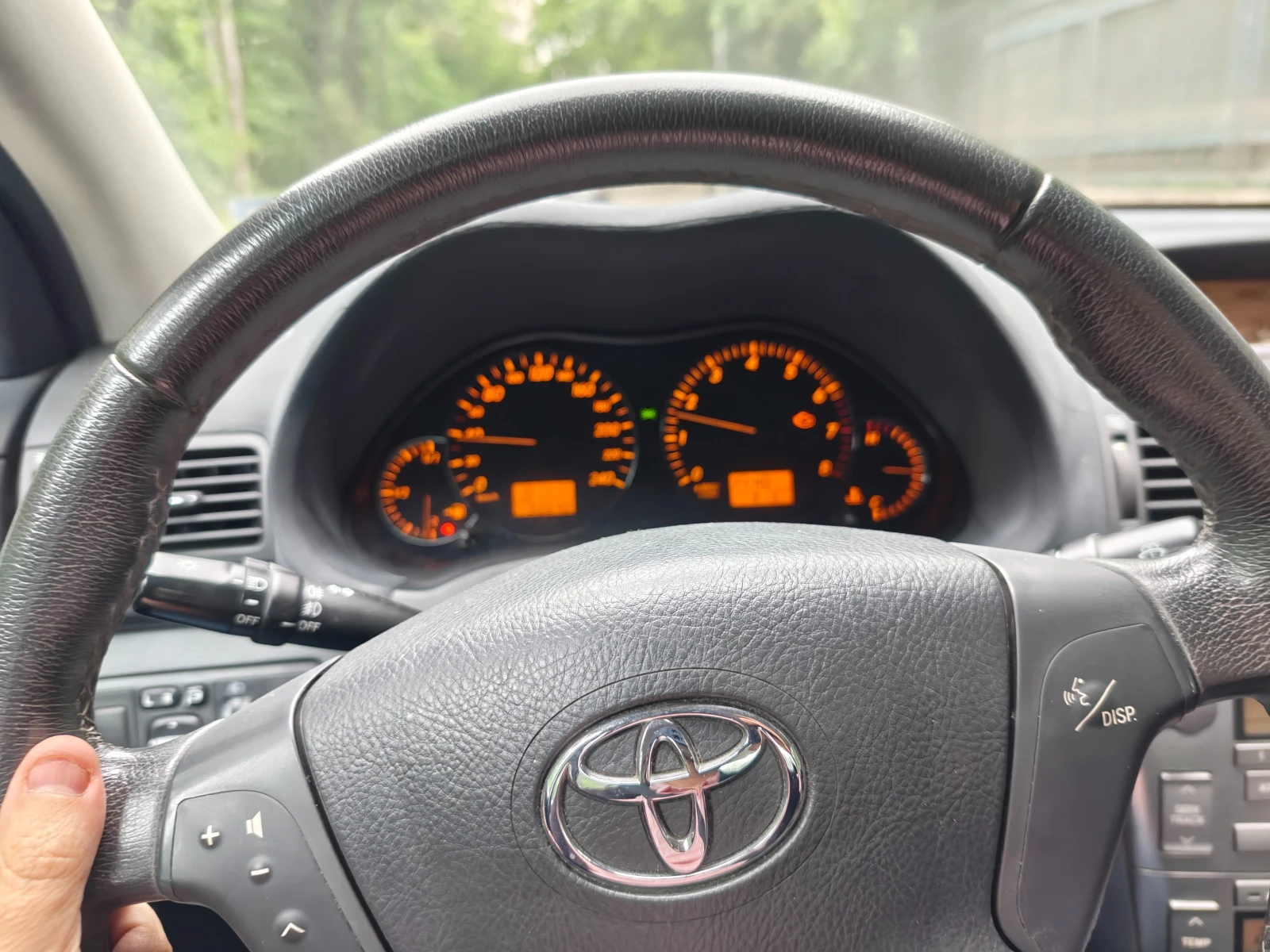 Toyota Avensis, снимка 14 - Автомобили и джипове - 54832579