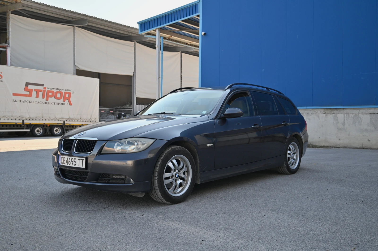 BMW 320, снимка 7 - Автомобили и джипове - 55130491