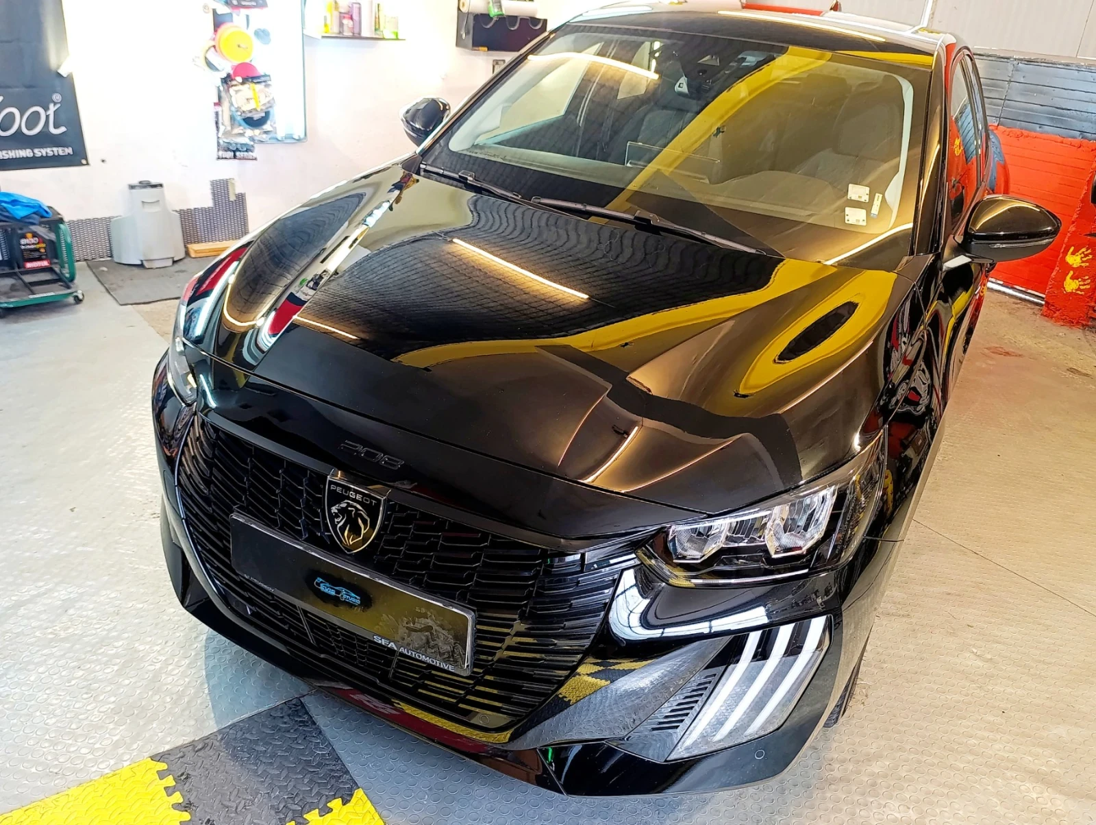 Peugeot 208, снимка 4 - Автомобили и джипове - 55175937