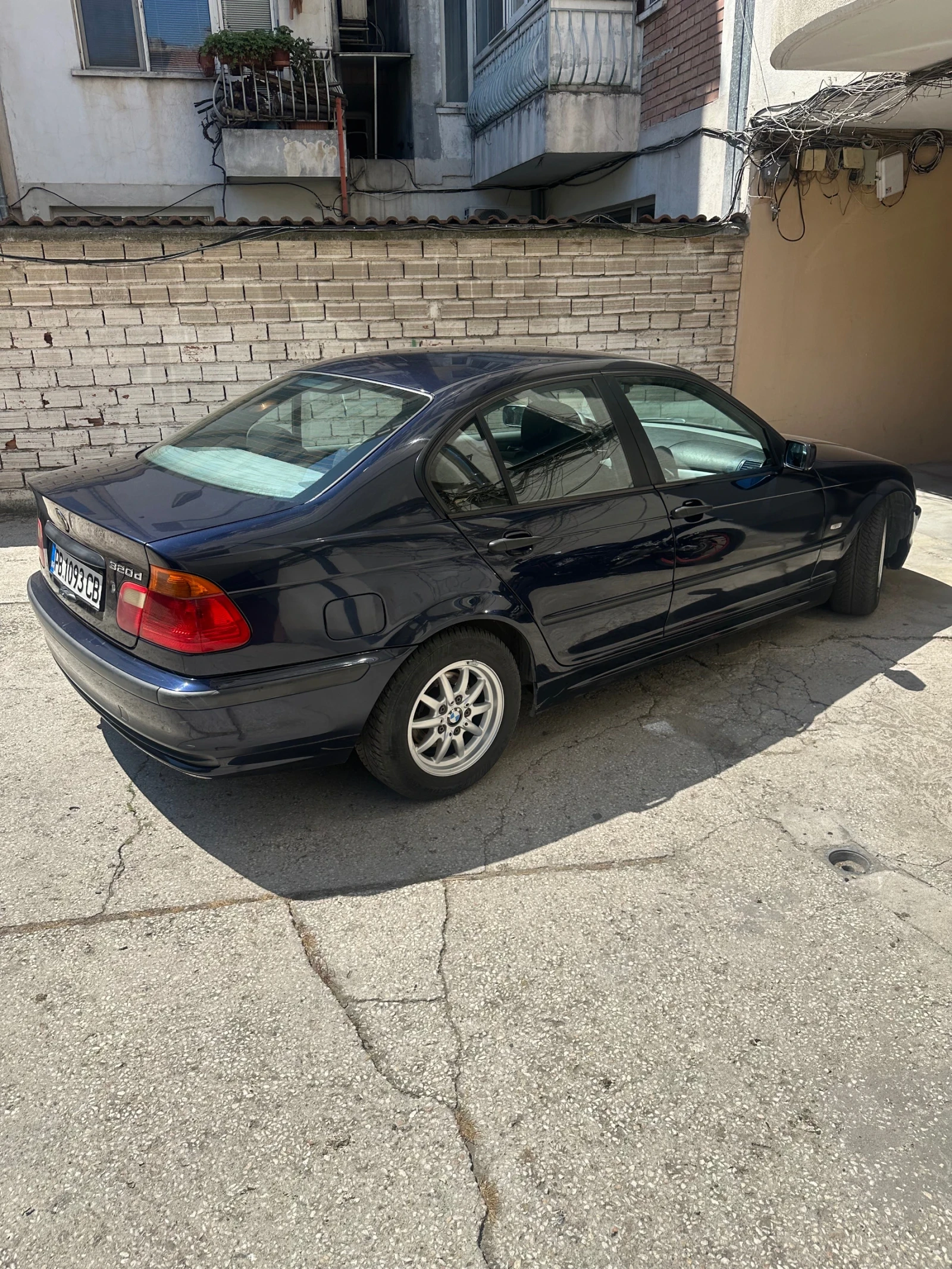 BMW 320 E46, снимка 3 - Автомобили и джипове - 55334402