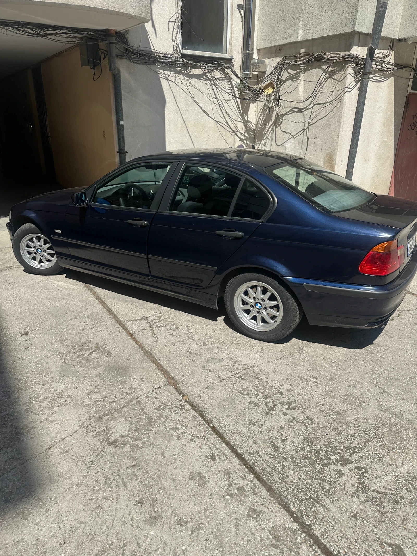 BMW 320 E46, снимка 4 - Автомобили и джипове - 55334402