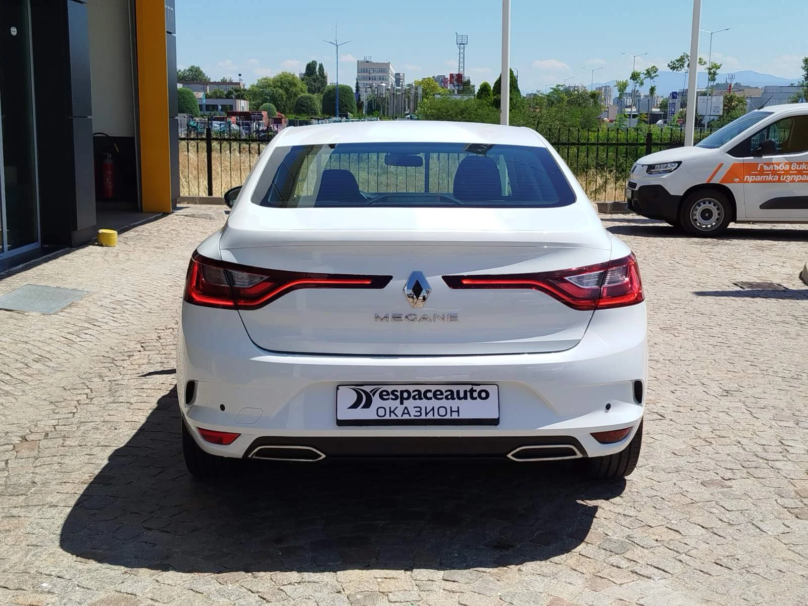 Renault Megane 1.3 Tce/140 к.с., снимка 6 - Автомобили и джипове - 55465776