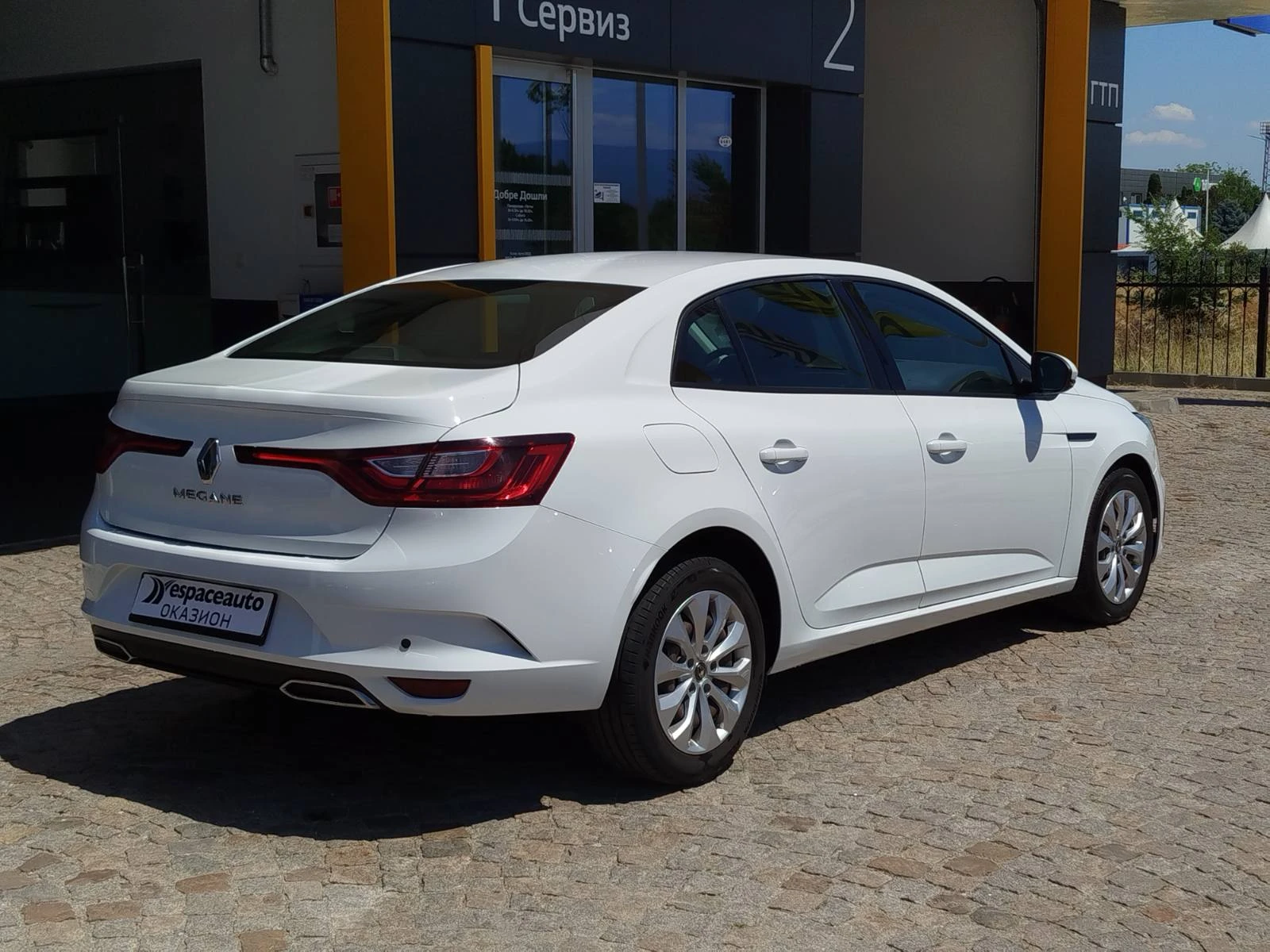 Renault Megane 1.3 Tce/140 к.с., снимка 5 - Автомобили и джипове - 55465776