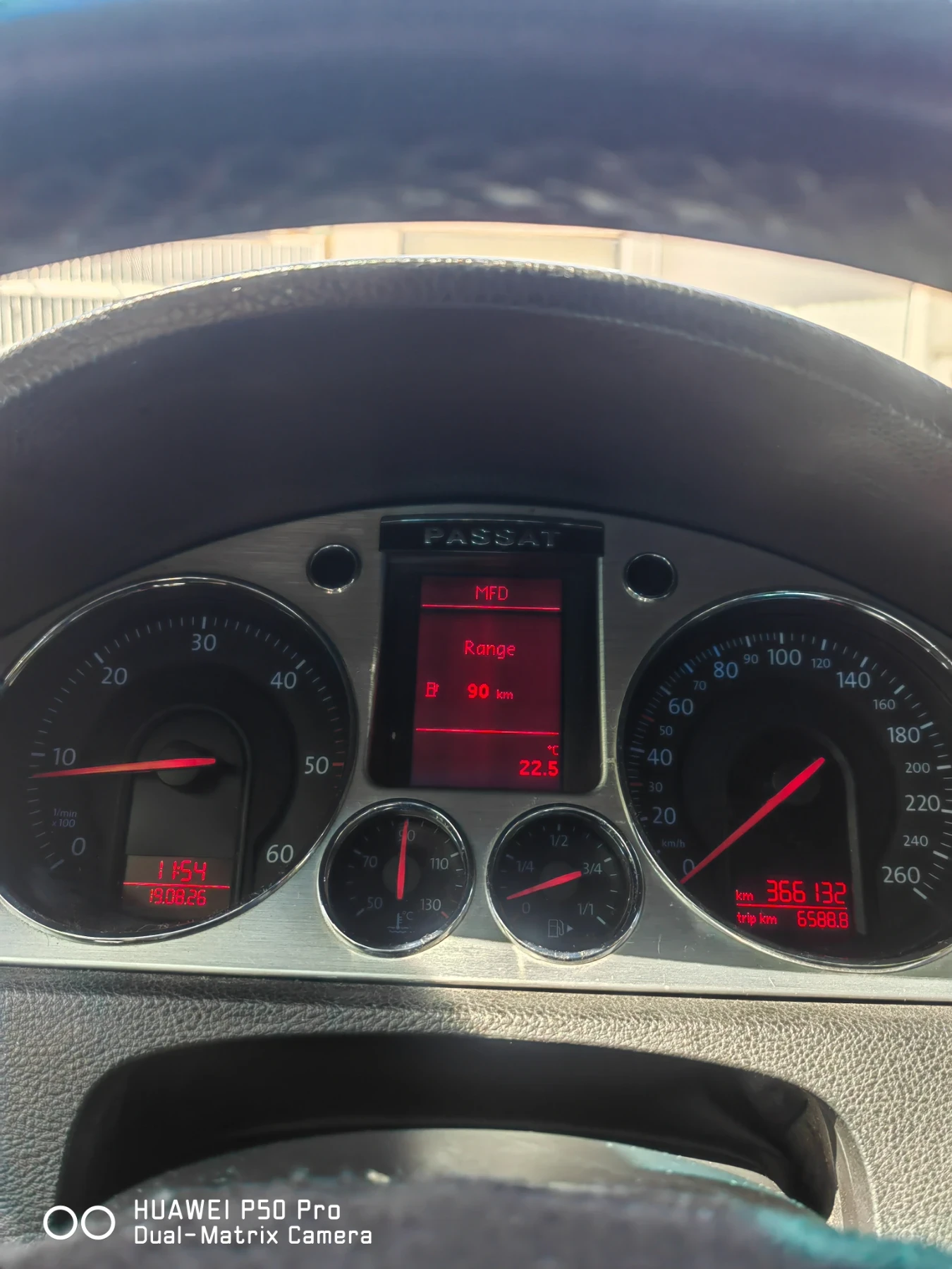 VW Passat 2.0 tdi 140 BKP, снимка 10 - Автомобили и джипове - 55724540
