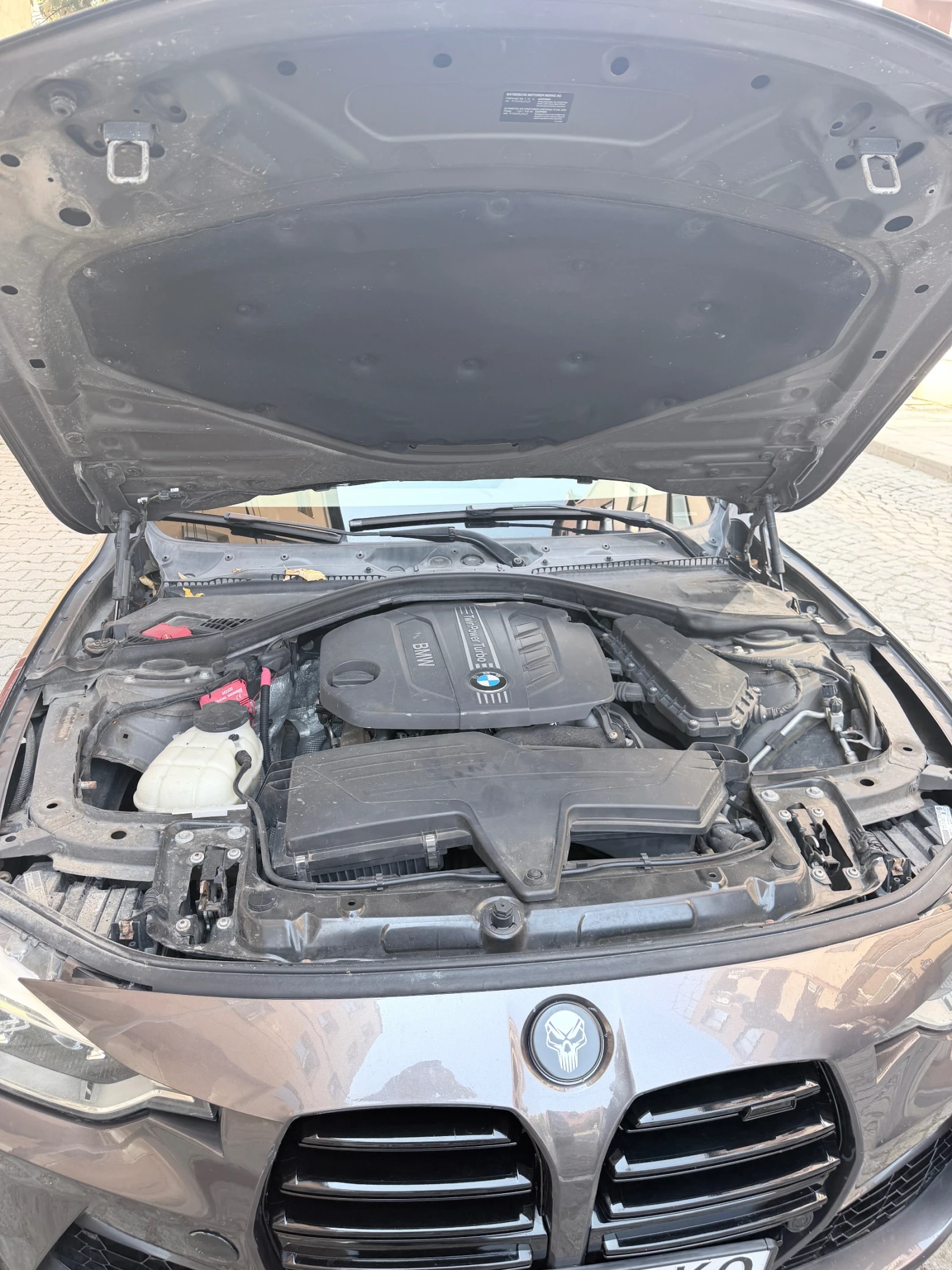 BMW 320 2.0 TDI, снимка 6 - Автомобили и джипове - 55898172