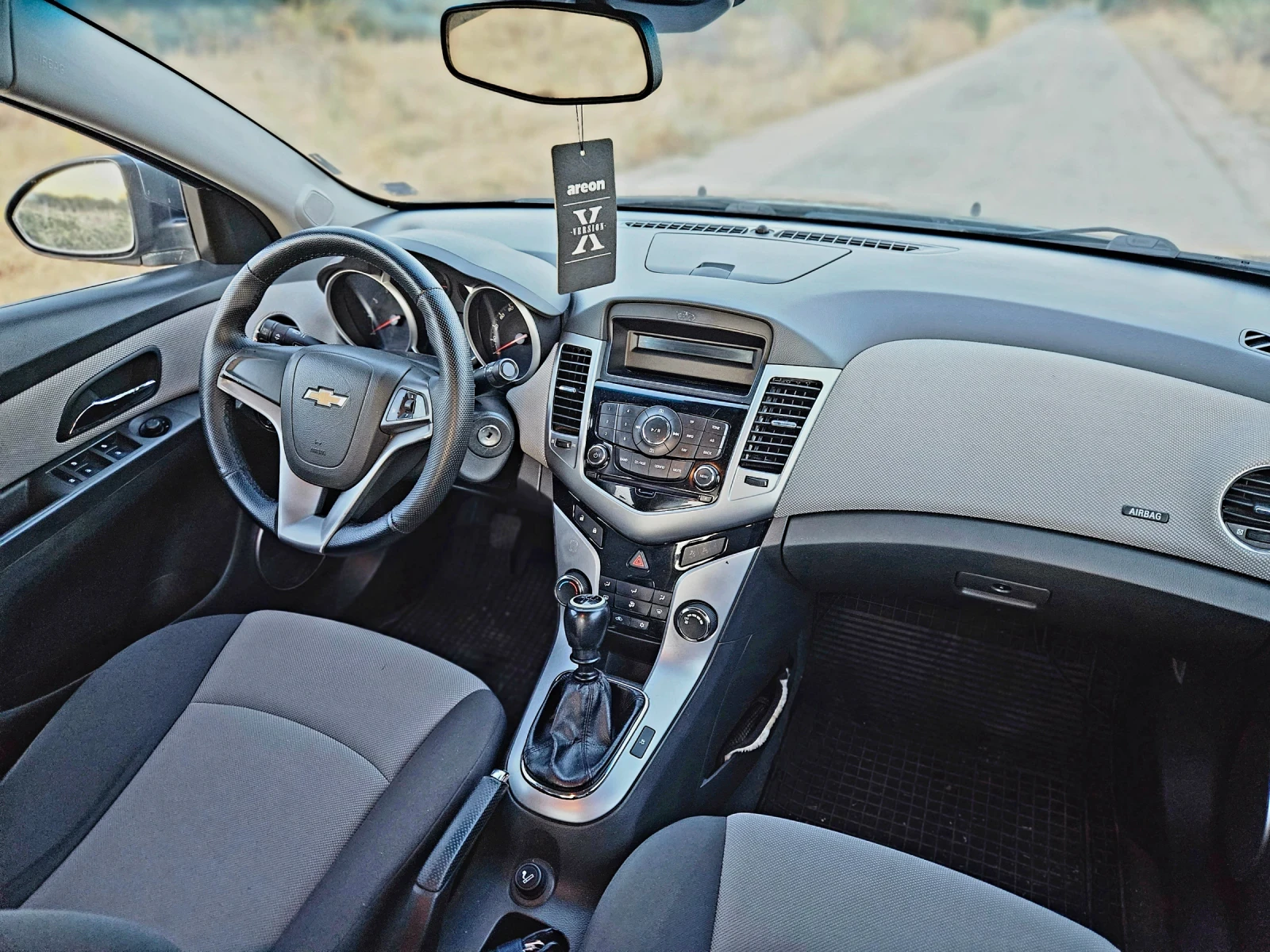 Chevrolet Cruze 1.8/ЕВРО5, снимка 10 - Автомобили и джипове - 55957491