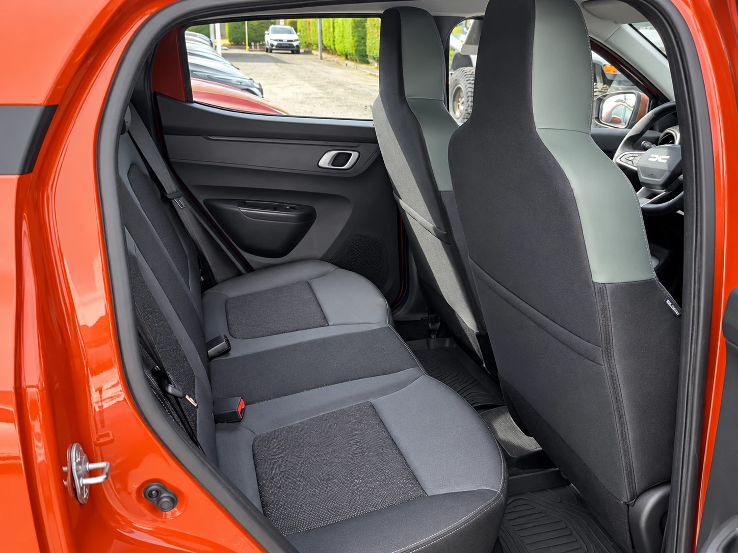 Dacia Spring Electric Drive 65кс. Extreme 4000KM.Гаранция, снимка 5 - Автомобили и джипове - 56068171