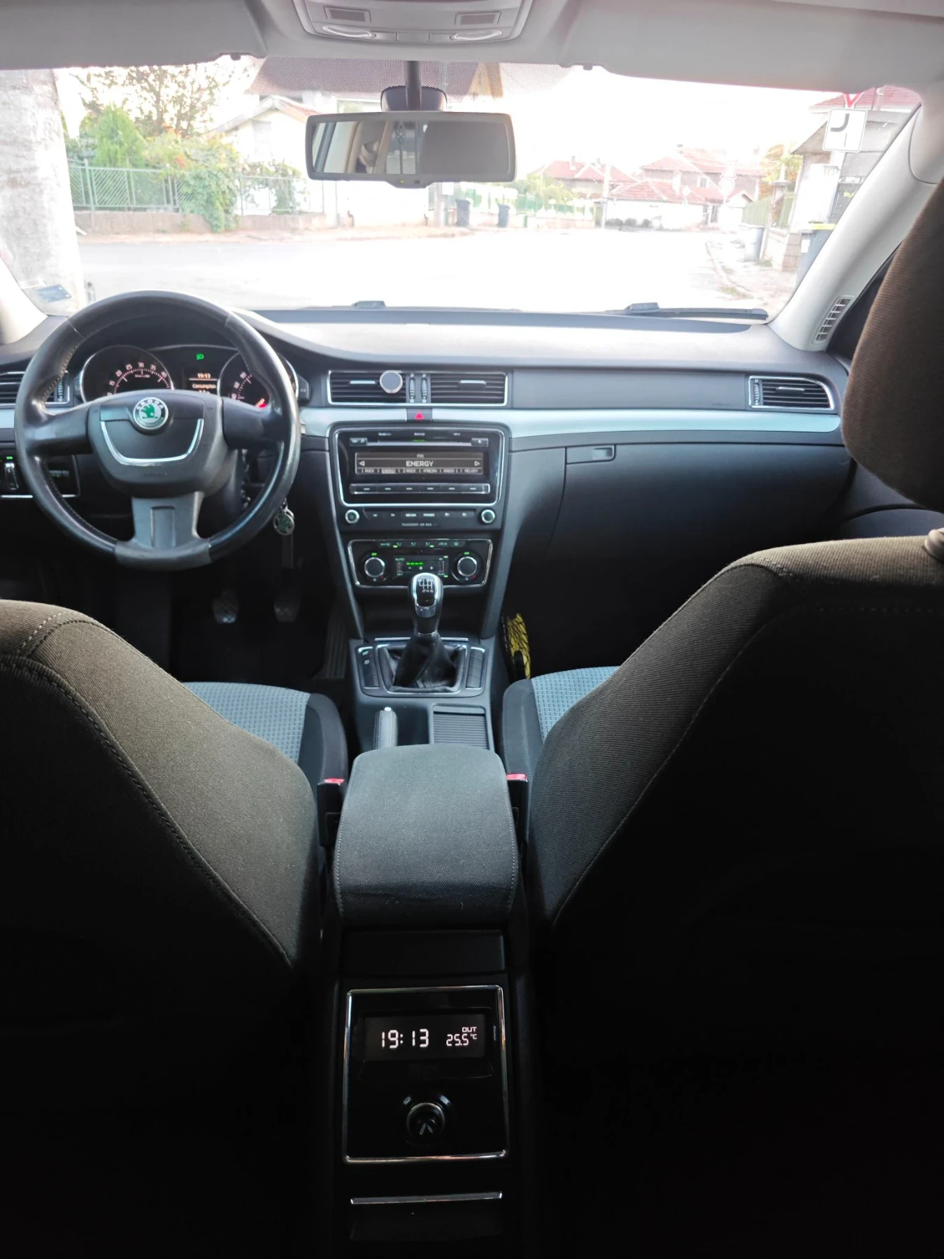 Skoda Superb, снимка 6 - Автомобили и джипове - 56127348