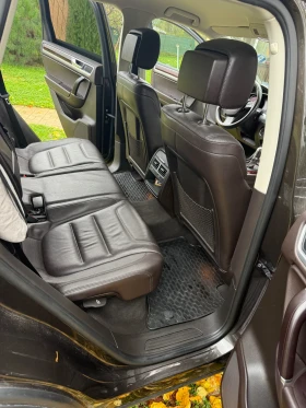 VW Touareg - 19999 € / 39114.64 лв. - 82916005 12