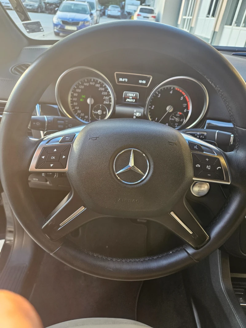 Mercedes-Benz GL 350, снимка 9 - Автомобили и джипове - 51713004