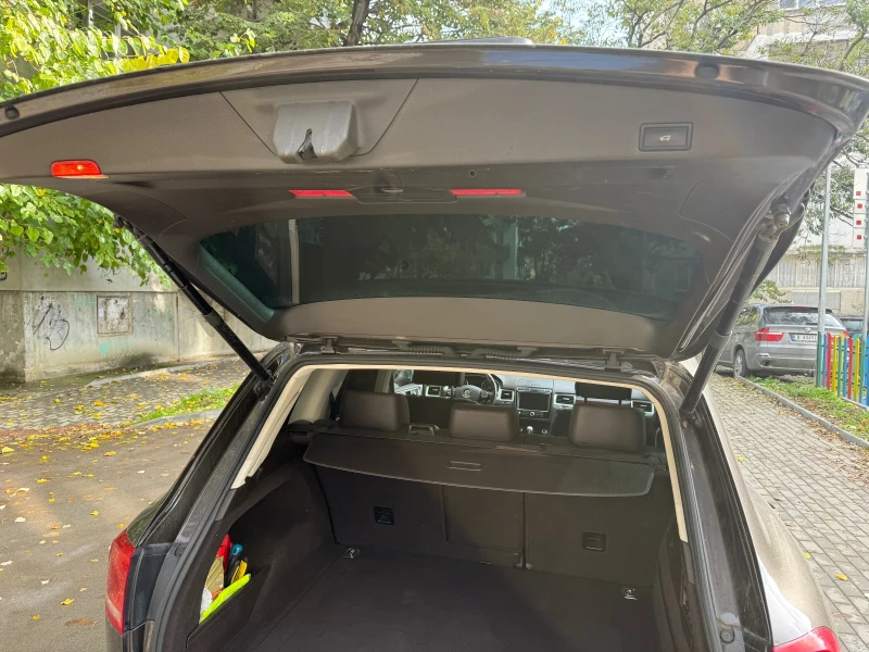 VW Touareg, снимка 7 - Автомобили и джипове - 52543038