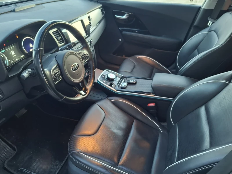 Kia Niro Electric * * 64kw* * 204k.c Exclusive , снимка 11 - Автомобили и джипове - 52850540