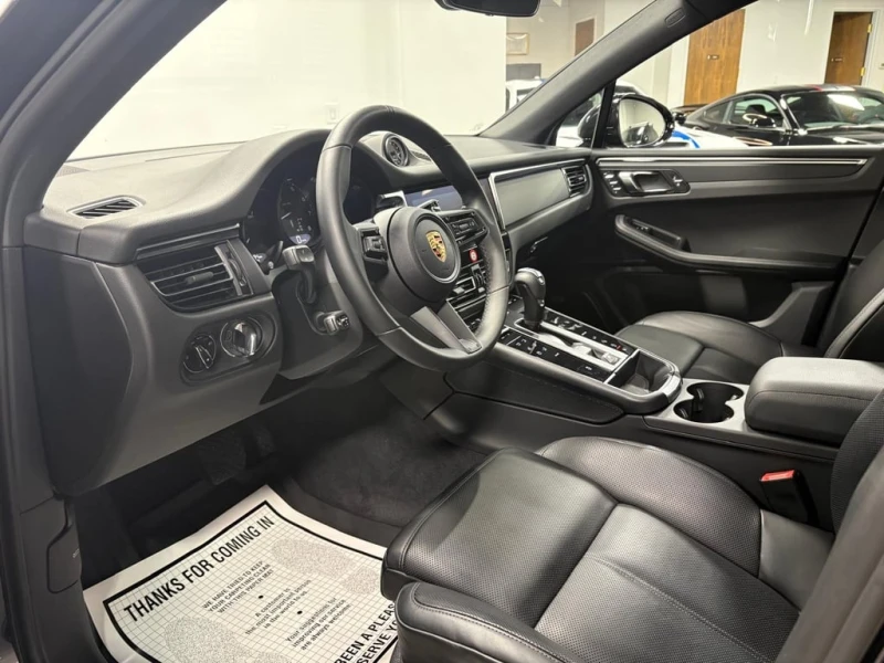 Porsche Macan 2024 AWD * CARFAX * БЕЗ ПЪРВОНАЧАЛНА ВНОСКА, снимка 7 - Автомобили и джипове - 53027078