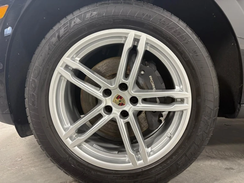 Porsche Macan 2024 AWD * CARFAX * БЕЗ ПЪРВОНАЧАЛНА ВНОСКА, снимка 6 - Автомобили и джипове - 53027078