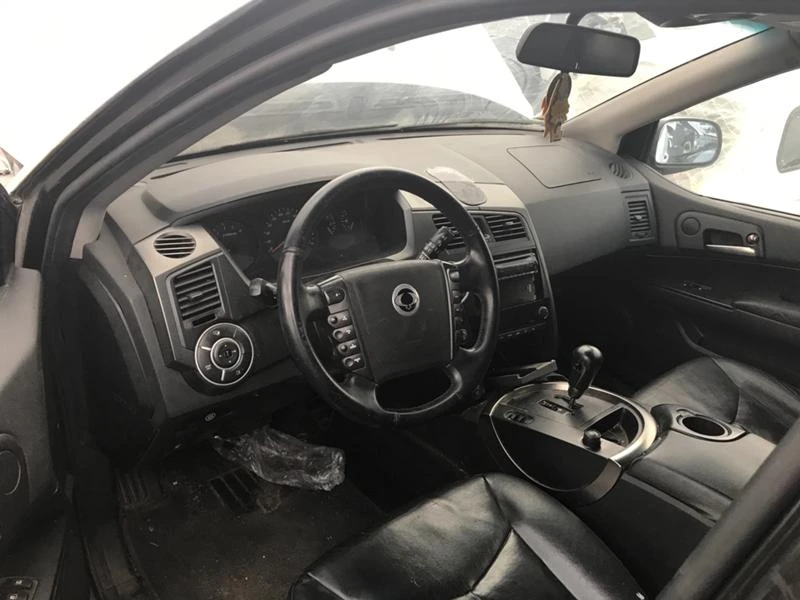 SsangYong Kyron 2.0crdi 4x4, снимка 8 - Автомобили и джипове - 18364520