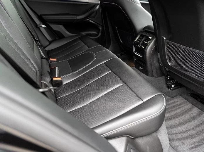 BMW X4 30i xDrive = M-Sport = Shadow Line Гаранция, снимка 13 - Автомобили и джипове - 55430984