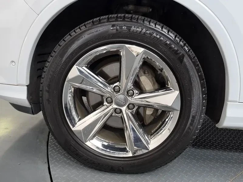Audi Q7, снимка 5 - Автомобили и джипове - 56689600