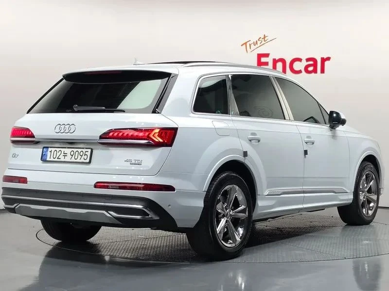 Audi Q7, снимка 2 - Автомобили и джипове - 56689600
