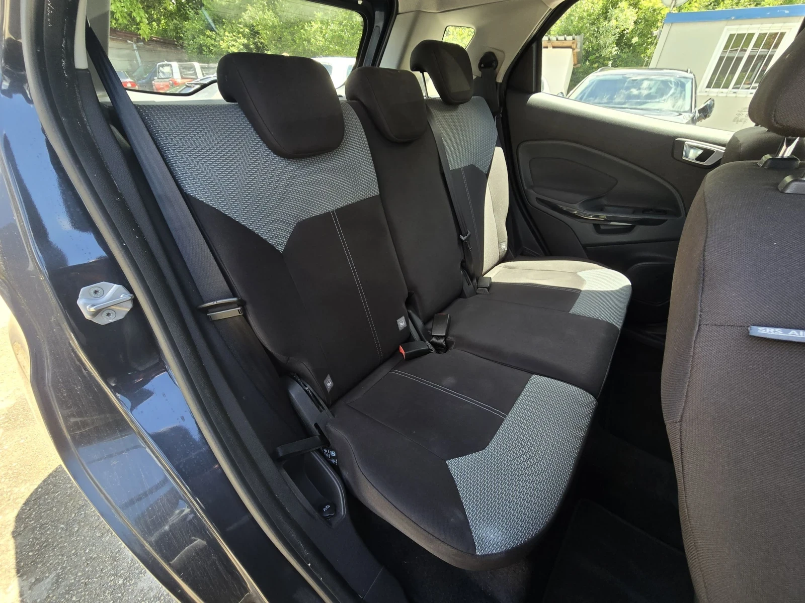 Ford EcoSport 1.5 90�.�  | Mobile.bg � ����������� 12