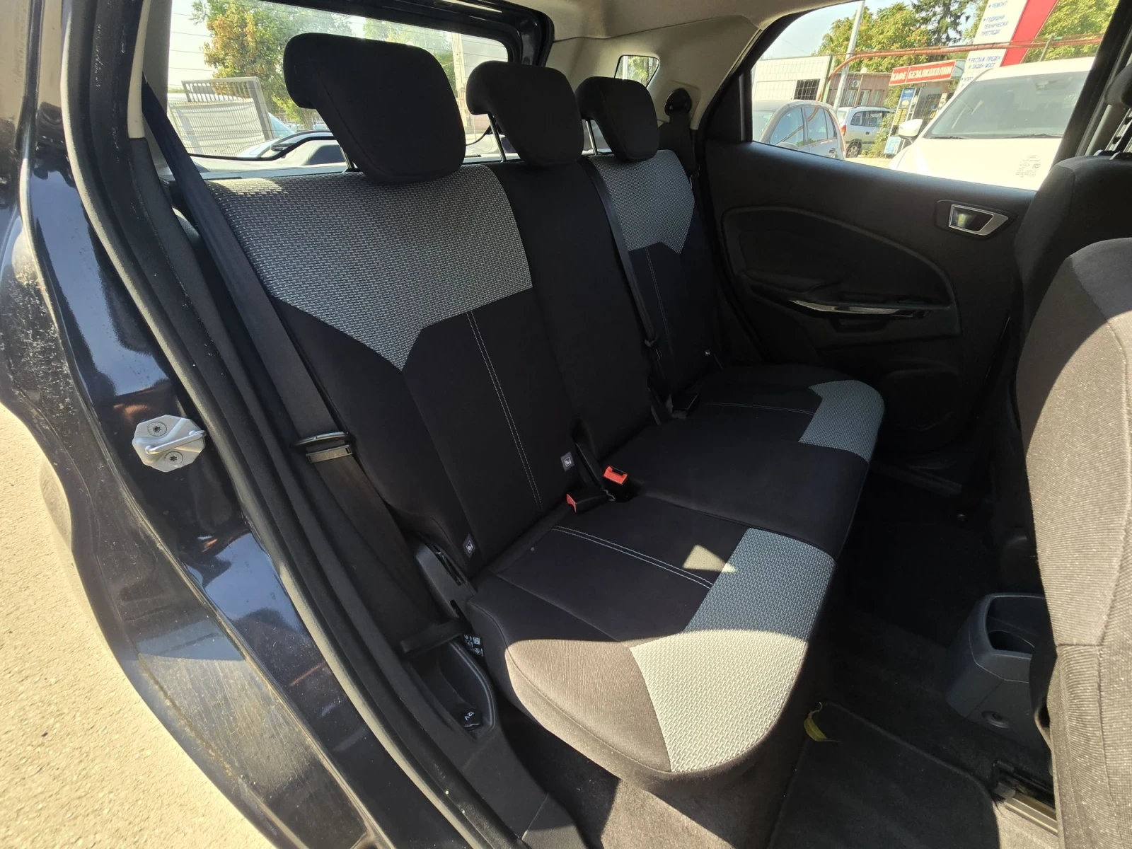 Ford EcoSport 1.5 90�.�  | Mobile.bg � ����������� 14