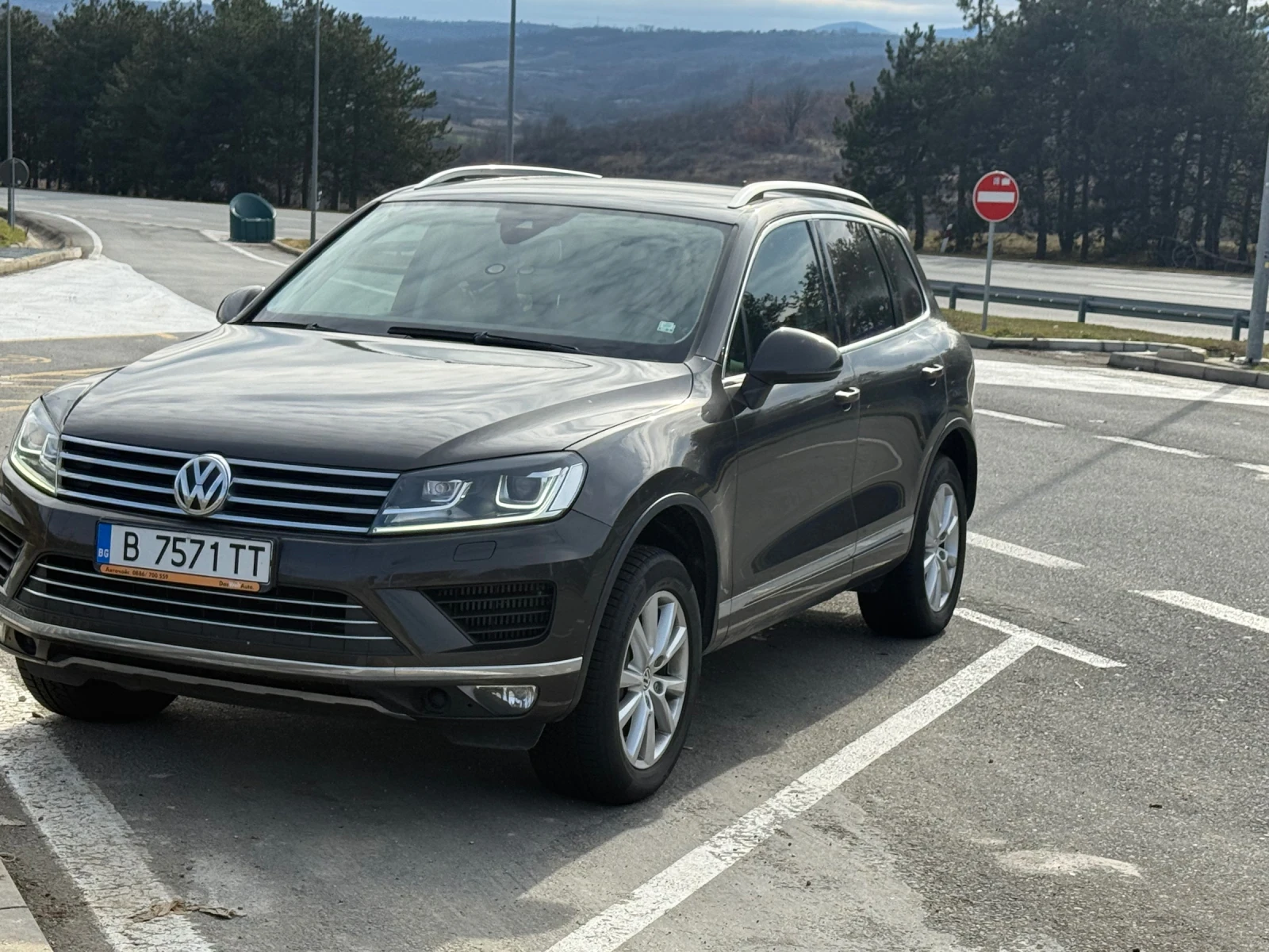 VW Touareg, снимка 2 - Автомобили и джипове - 53711688
