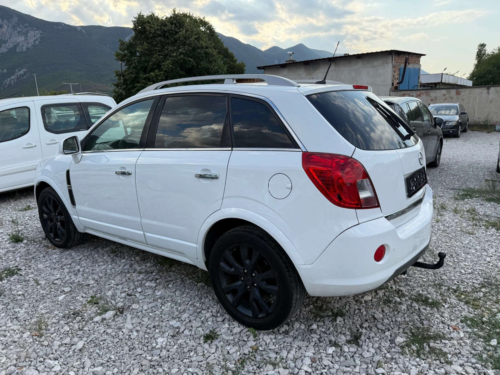 Opel Antara 2.2CDTI 4x4 - изображение 3