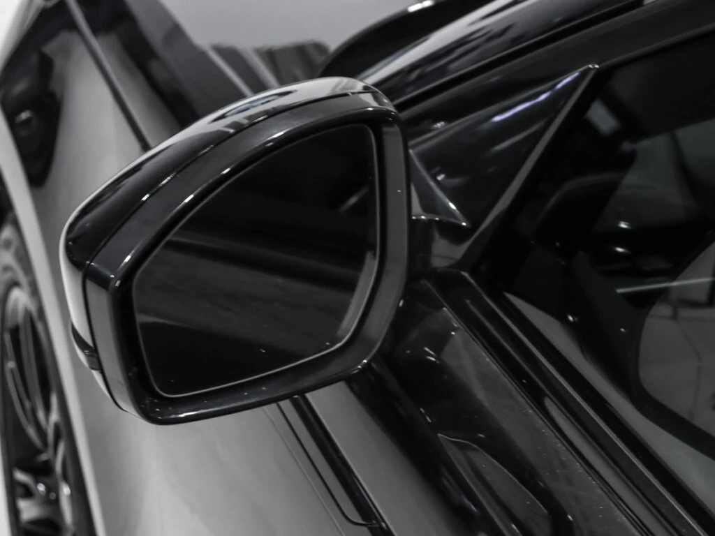 Land Rover Range Rover Velar * P250 S / Black Pack / Meridian Sound / Panoramic | Mobile.bg � ����������� 12