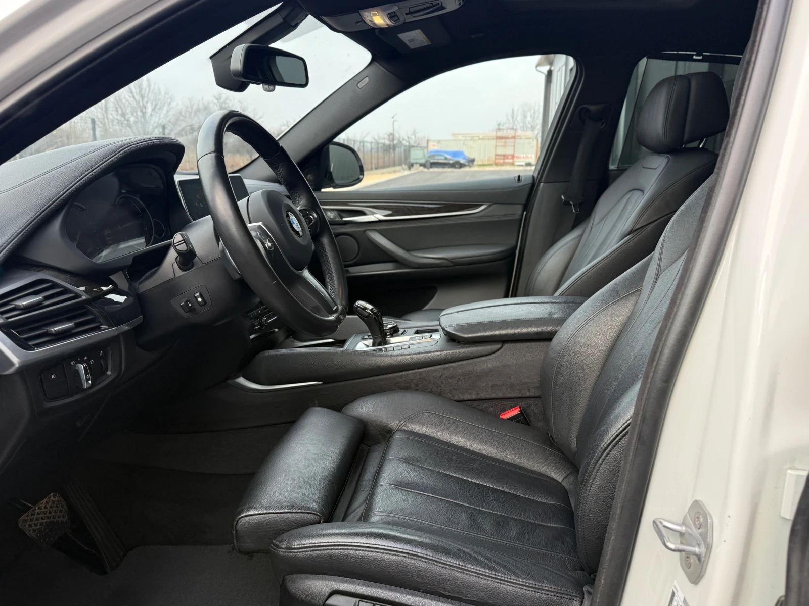 BMW X6 3.5i, M  - изображение 9