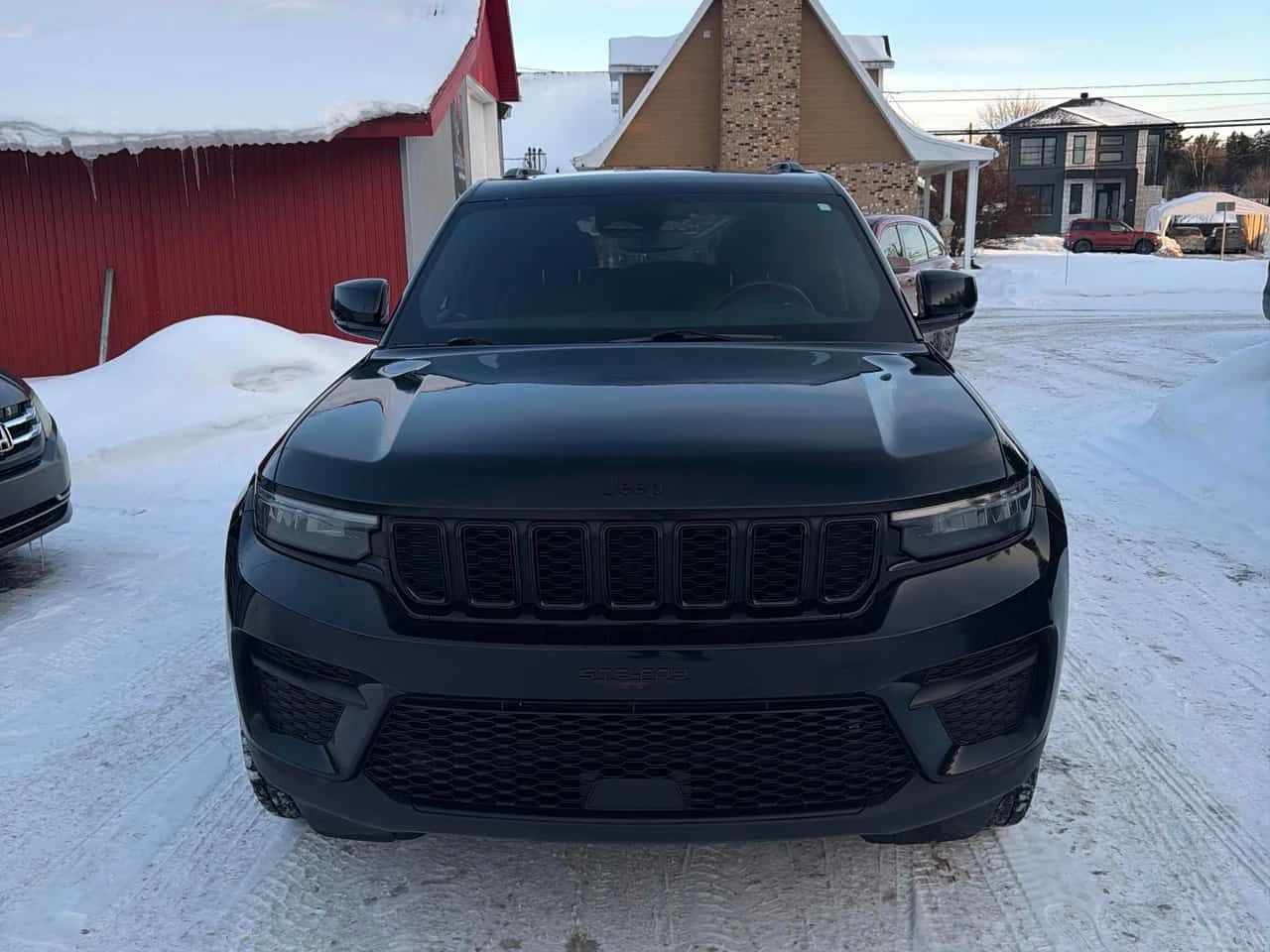 Jeep Grand cherokee Altitude/ПОДГРЕВИ/ШИБИДАХ/KEYLESS - изображение 2