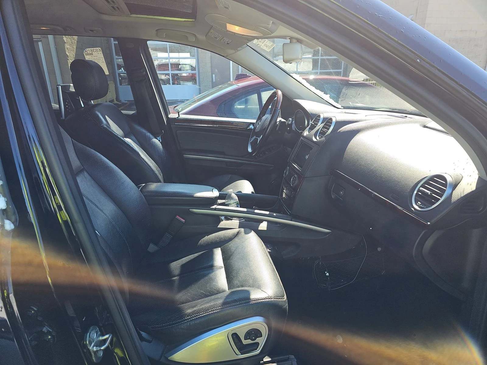 Mercedes-Benz GL 500 AMG* PACK* ПОДГРЕВ* ОБДУХВАНЕ* КАМЕРА* КЕЙЛЕС*  - изображение 8