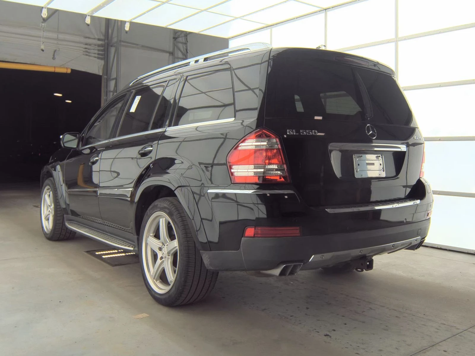 Mercedes-Benz GL 500 AMG* PACK* ПОДГРЕВ* ОБДУХВАНЕ* КАМЕРА* КЕЙЛЕС*  - изображение 4