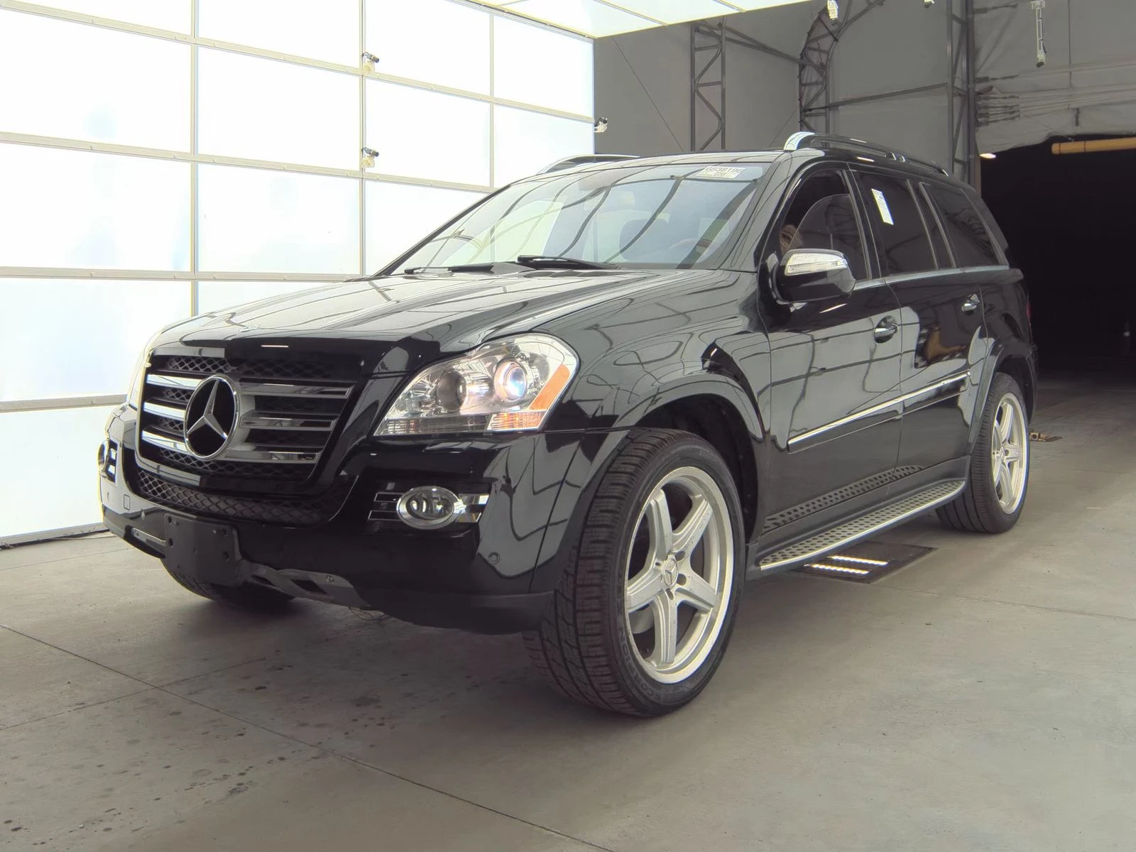 Mercedes-Benz GL 500 AMG* PACK* ПОДГРЕВ* ОБДУХВАНЕ* КАМЕРА* КЕЙЛЕС* 