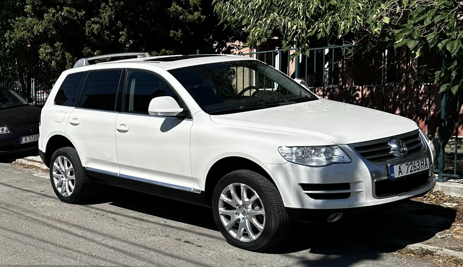 VW Touareg, снимка 2 - Автомобили и джипове - 54529078