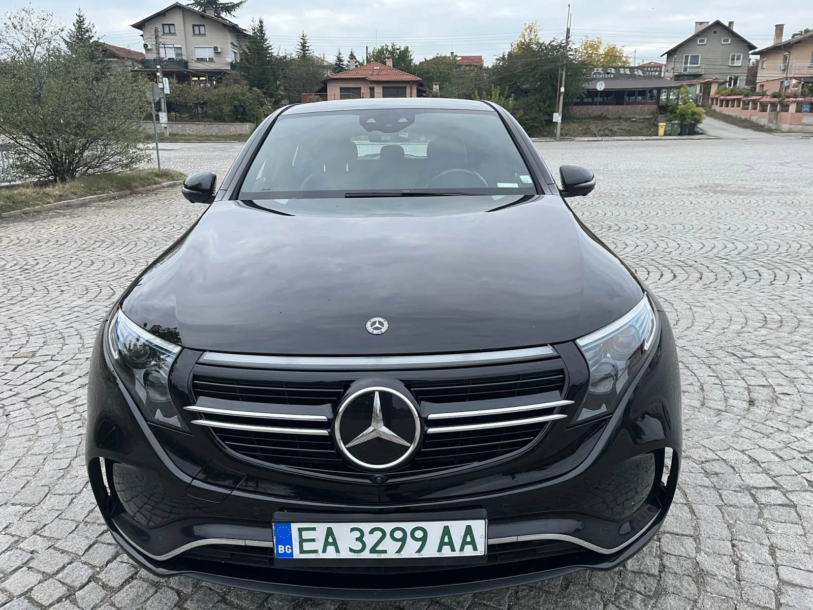 Mercedes-Benz EQC EQC400, снимка 8 - Автомобили и джипове - 54770375