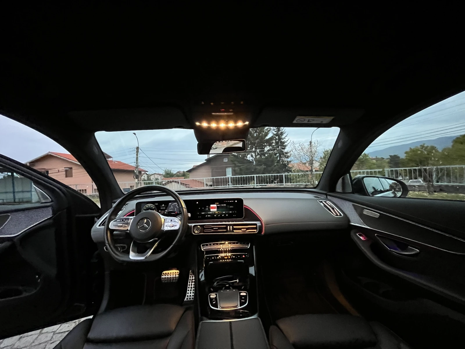 Mercedes-Benz EQC EQC400, снимка 12 - Автомобили и джипове - 54770375