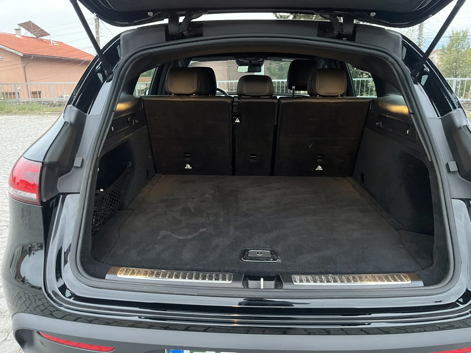 Mercedes-Benz EQC EQC400, снимка 6 - Автомобили и джипове - 54770375