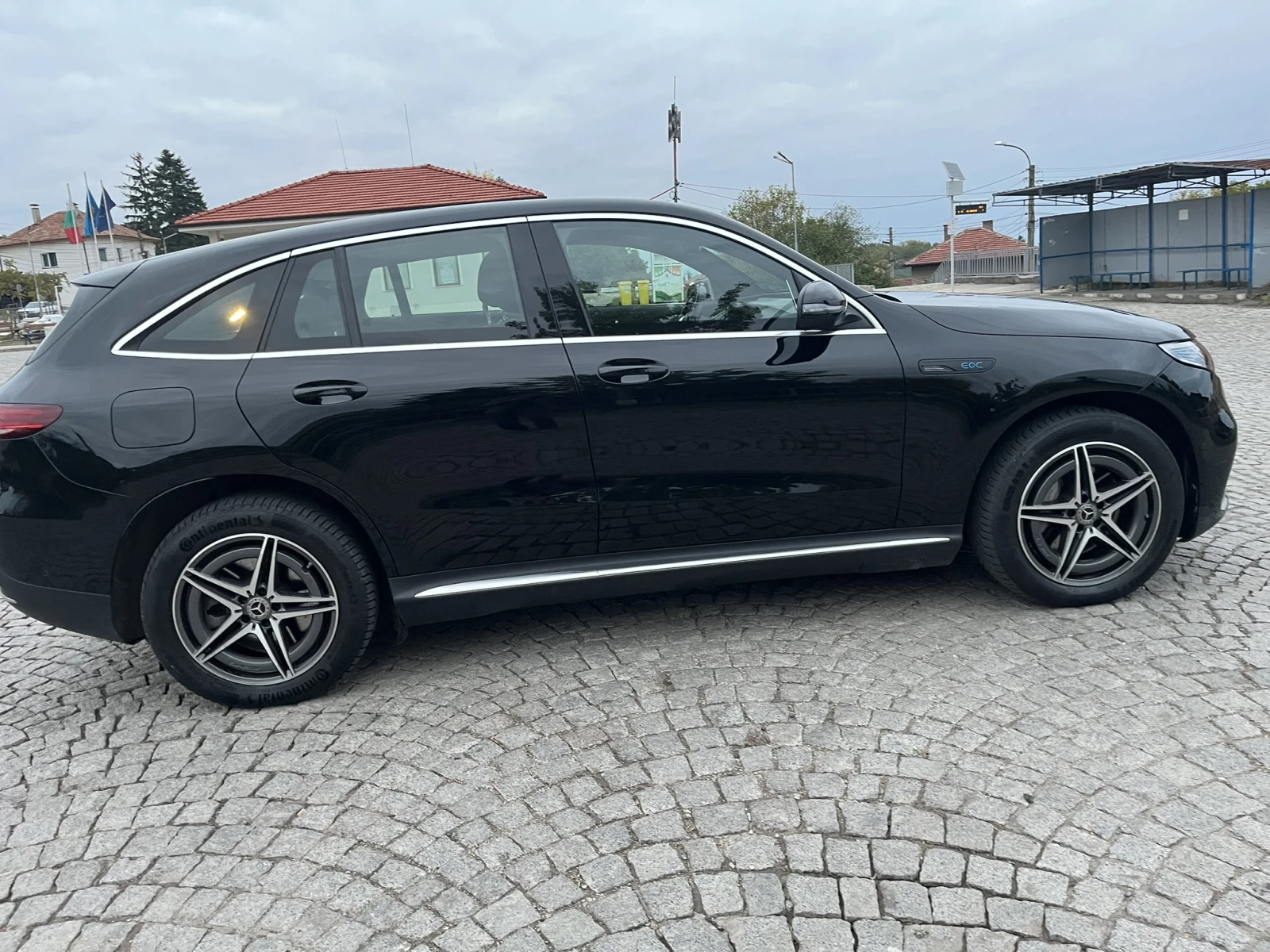 Mercedes-Benz EQC EQC400, снимка 7 - Автомобили и джипове - 54770375