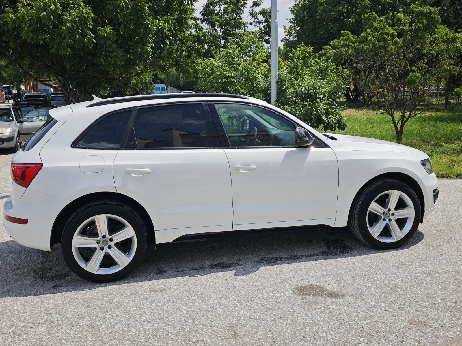 Audi Q5, снимка 4 - Автомобили и джипове - 54743132