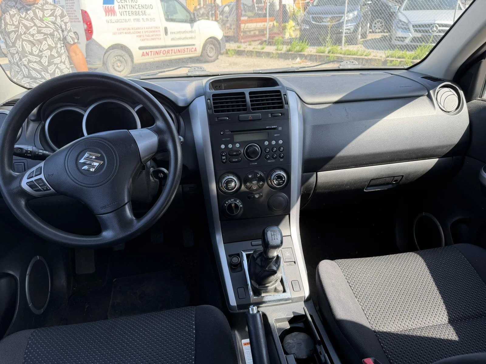 Suzuki Grand vitara 1.9D, снимка 2 - Автомобили и джипове - 55426965