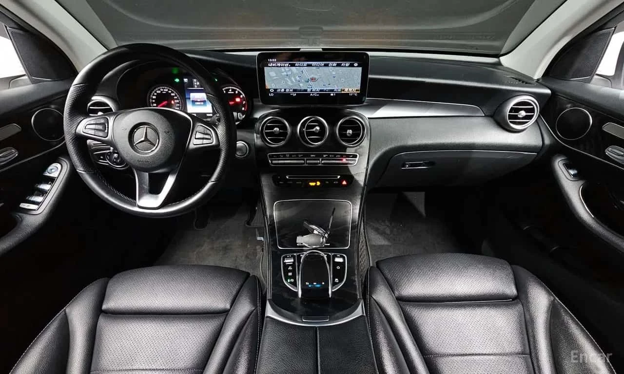 Mercedes-Benz GLC 300 | АВТОКРЕДИТ БЕЗ ПЪРВОНАЧАЛНА ВНОСКА | , снимка 7 - Автомобили и джипове - 55570348
