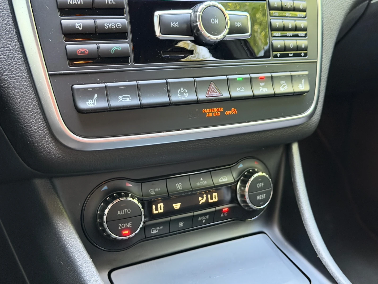 Mercedes-Benz GLA 250 AMG OPTIC / 4-MATIC , снимка 14 - Автомобили и джипове - 55734324