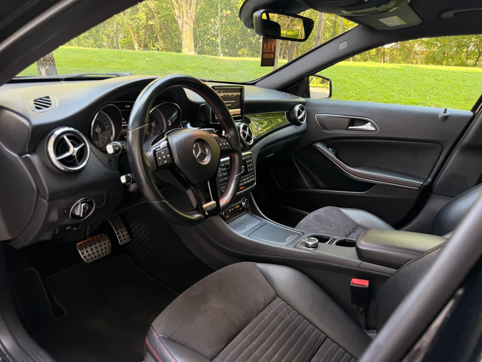 Mercedes-Benz GLA 250 AMG OPTIC / 4-MATIC , снимка 9 - Автомобили и джипове - 55734324