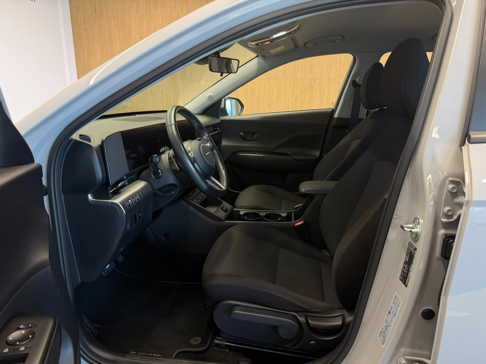 Hyundai Kona COMFORT, снимка 15 - Автомобили и джипове - 55999245
