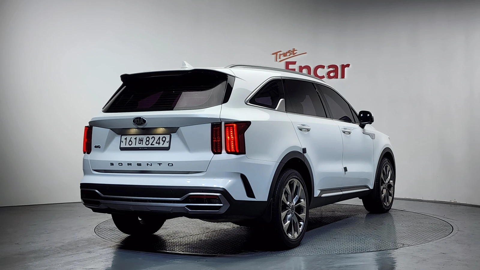 Kia Sorento 2.2* ЕЛ. БАГАЖНИК* 360* ПОДГРЕВ ВОЛАН* КРАЙНА ЦЕНА, снимка 2 - Автомобили и джипове - 56025382