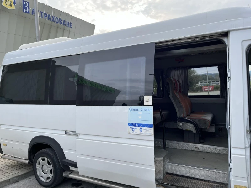 Mercedes-Benz Sprinter 413 Автобус , снимка 5 - Бусове и автобуси - 47283521