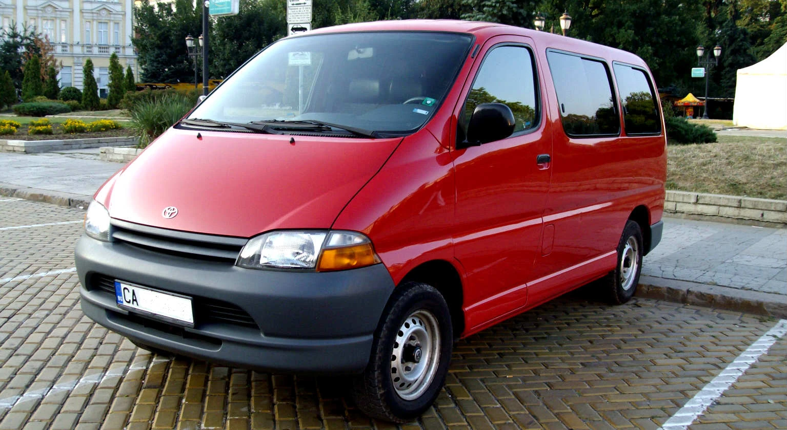 Toyota Hiace, снимка 7 - Бусове и автобуси - 55596802